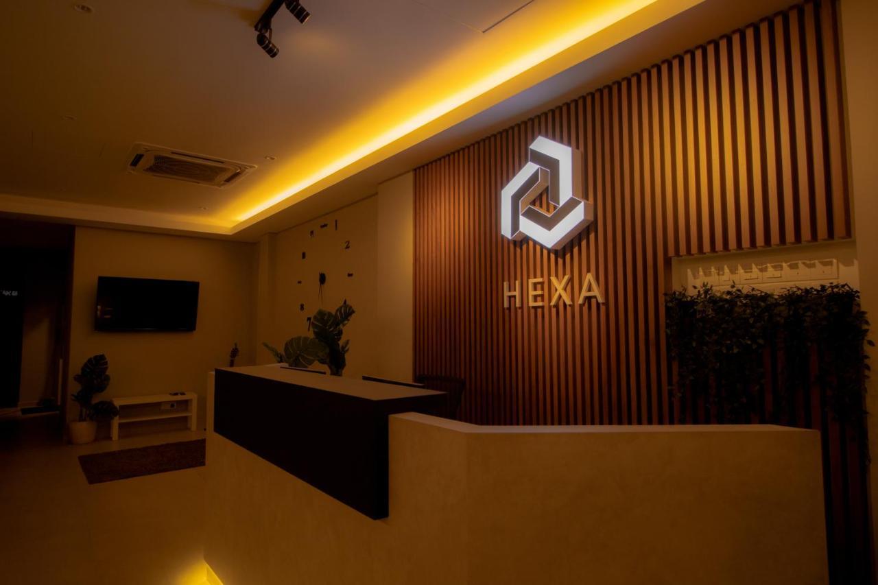 Hexa Hotel & Backpackers Capsules Bukit Bintang Kuala Lumpur Exterior foto